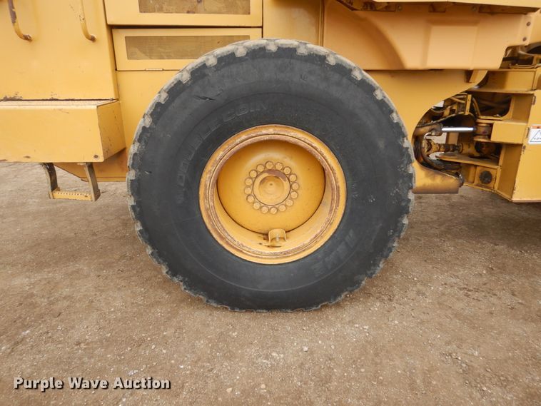image for item DF5957 1996 Caterpillar 928F  wheel loader