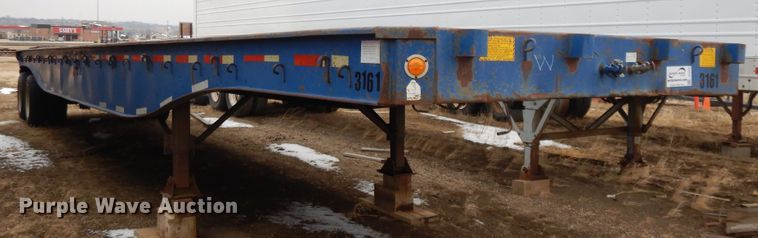 image for item DF5958 1997 Utility flatbed trailer