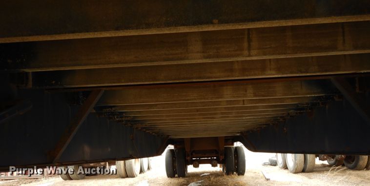 image for item DF5958 1997 Utility flatbed trailer