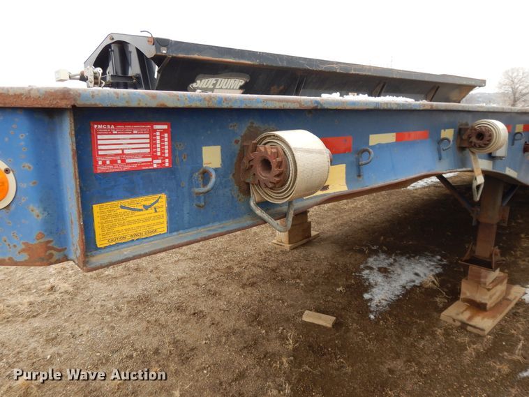 image for item DF5958 1997 Utility flatbed trailer