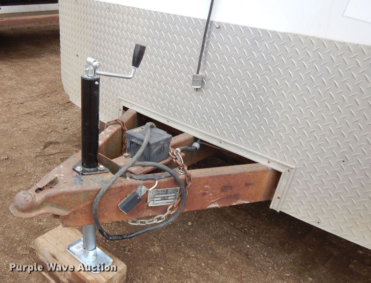 image for item DF5959 2004 Haulmark GR85X20WT2 enclosed cargo trailer