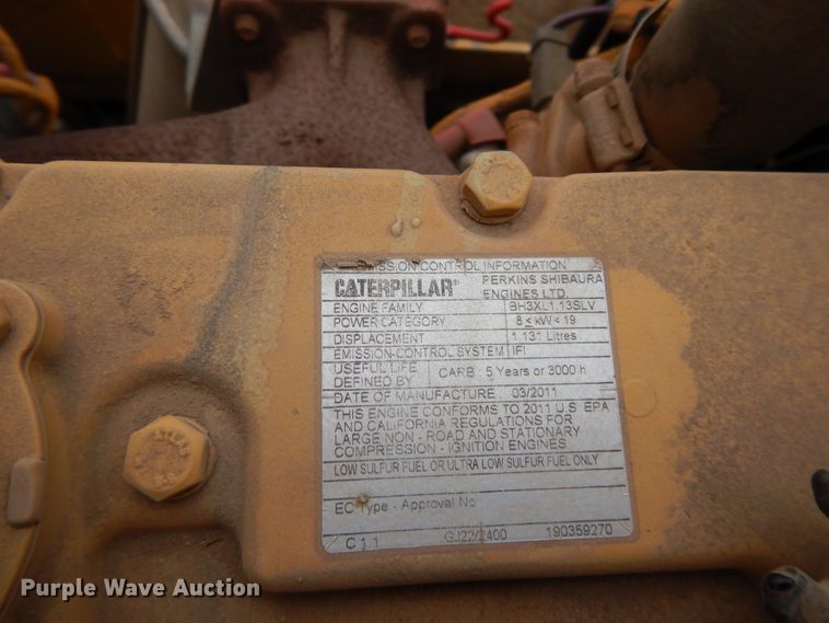 image for item DF5962 2011 Caterpillar CB-14 double drum roller