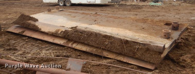 image for item DF5965 Trench box