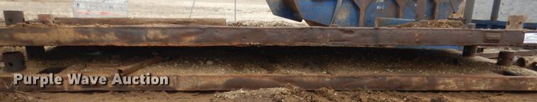 image for item DF5965 Trench box