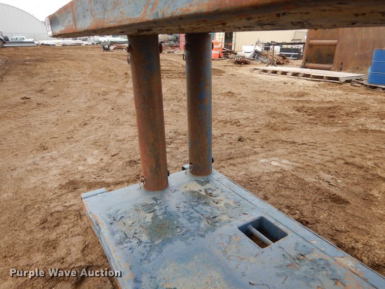 image for item DF5966 Trench box