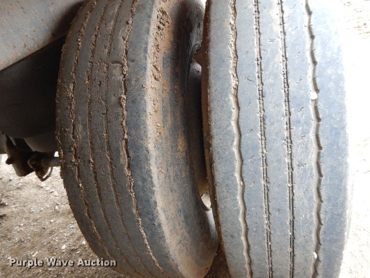 image for item DF5969 2010 Side Dump DS42CAR side dump trailer