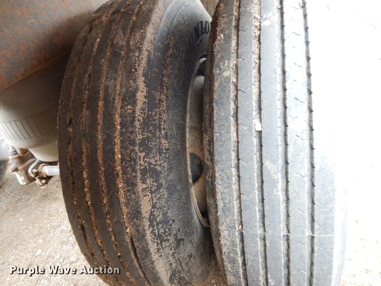 image for item DF5969 2010 Side Dump DS42CAR side dump trailer