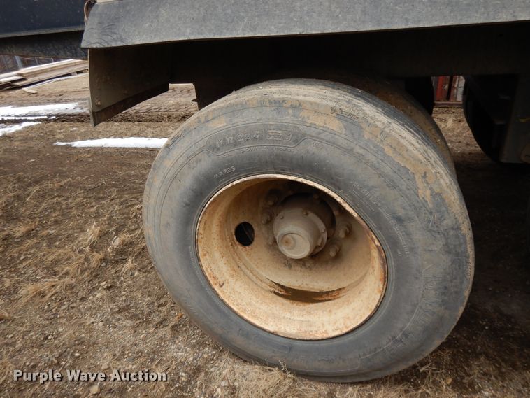 image for item DF5969 2010 Side Dump DS42CAR side dump trailer