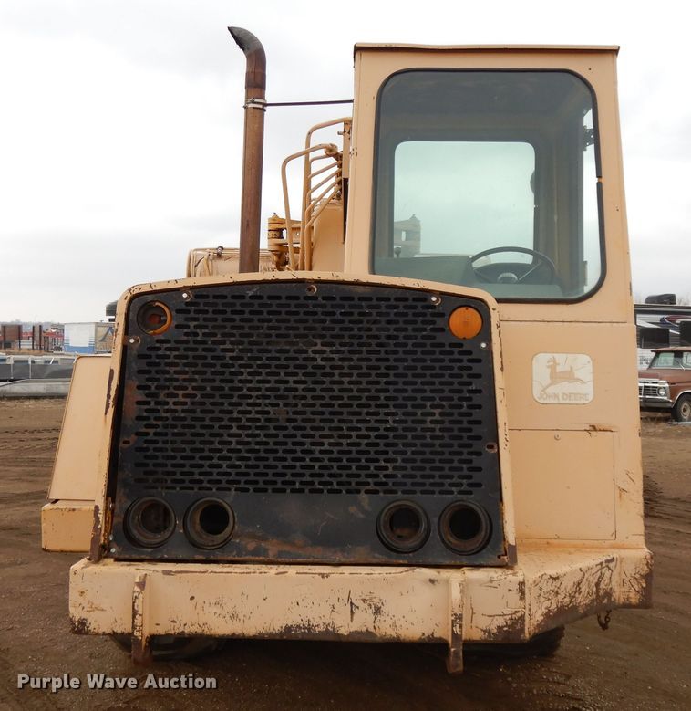 image for item DF5970 1980 John Deere 762 elevating scraper