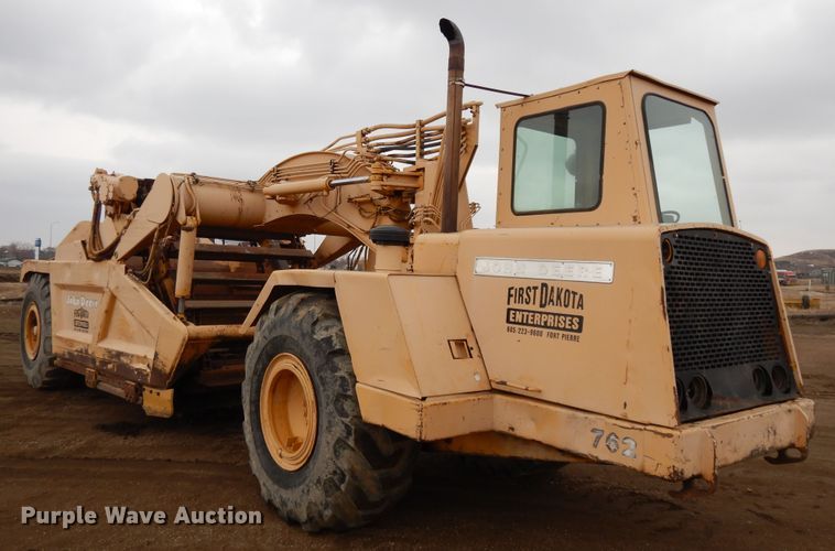 image for item DF5970 1980 John Deere 762 elevating scraper