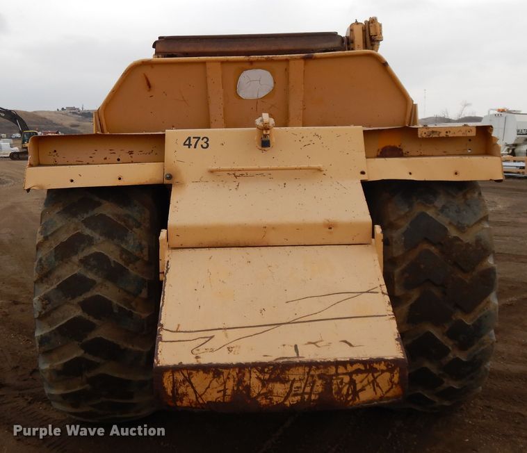 image for item DF5970 1980 John Deere 762 elevating scraper