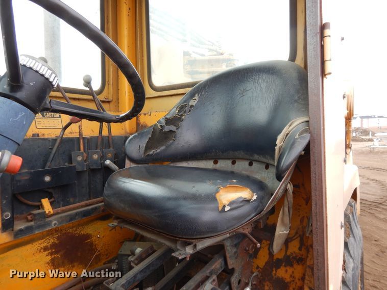 image for item DF5970 1980 John Deere 762 elevating scraper