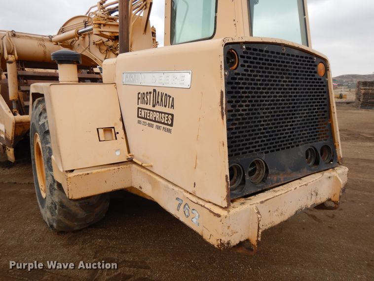 image for item DF5970 1980 John Deere 762 elevating scraper