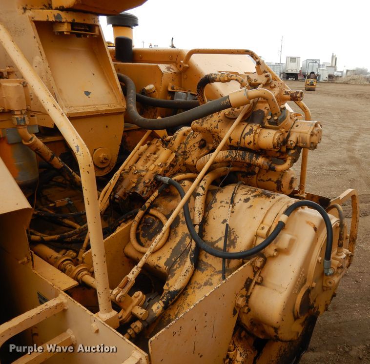 image for item DF5970 1980 John Deere 762 elevating scraper