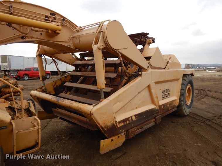 image for item DF5970 1980 John Deere 762 elevating scraper