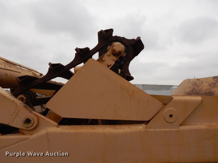 image for item DF5970 1980 John Deere 762 elevating scraper