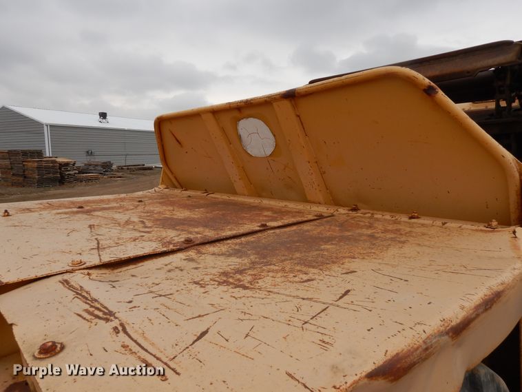 image for item DF5970 1980 John Deere 762 elevating scraper