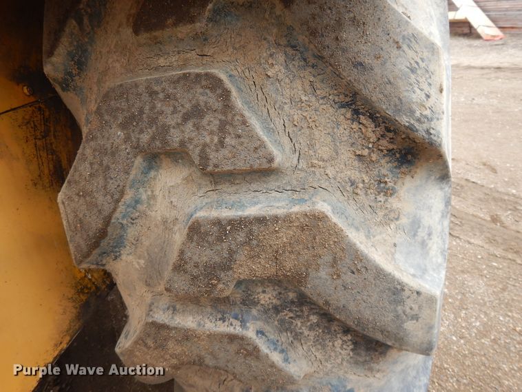 image for item DF5970 1980 John Deere 762 elevating scraper