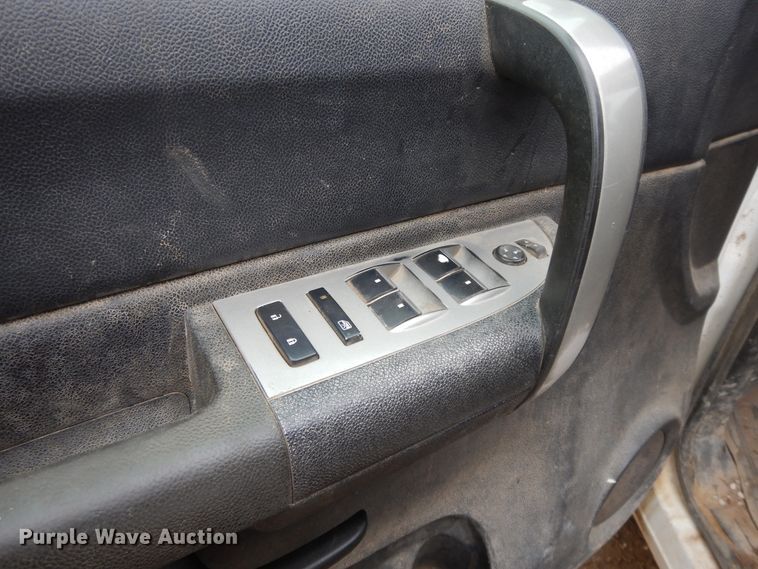 image for item DF5971 2008 Chevrolet Silverado 2500HD  Crew Cab pickup truck