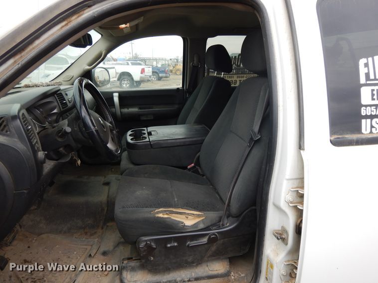 image for item DF5971 2008 Chevrolet Silverado 2500HD  Crew Cab pickup truck