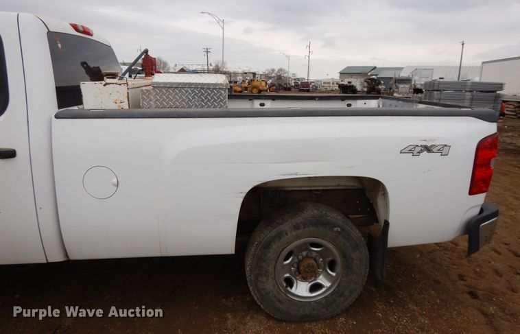 image for item DF5971 2008 Chevrolet Silverado 2500HD  Crew Cab pickup truck