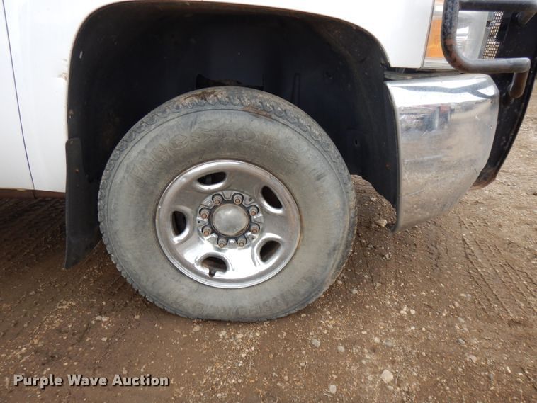 image for item DF5971 2008 Chevrolet Silverado 2500HD  Crew Cab pickup truck