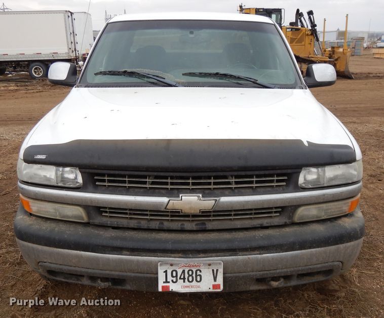 image for item DF5972 2001 Chevrolet Silverado 2500  Ext. Cab pickup truck