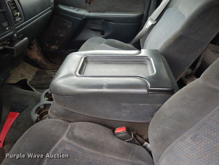 image for item DF5972 2001 Chevrolet Silverado 2500  Ext. Cab pickup truck