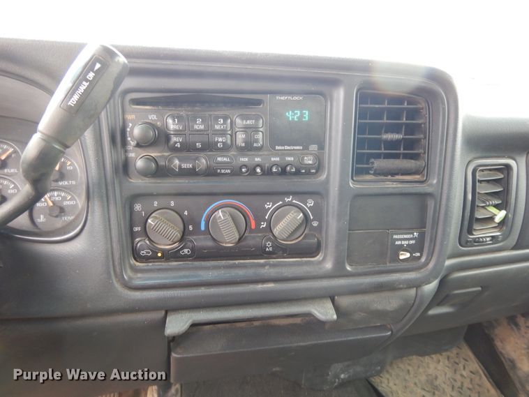 image for item DF5972 2001 Chevrolet Silverado 2500  Ext. Cab pickup truck