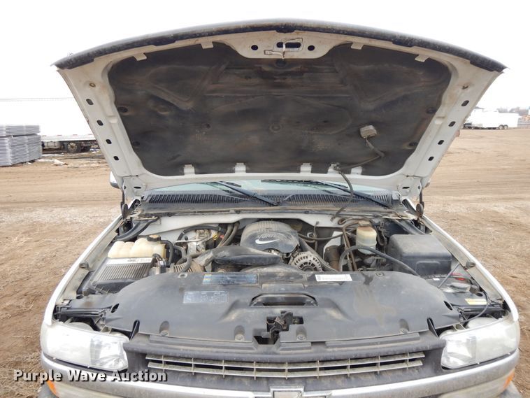 image for item DF5972 2001 Chevrolet Silverado 2500  Ext. Cab pickup truck