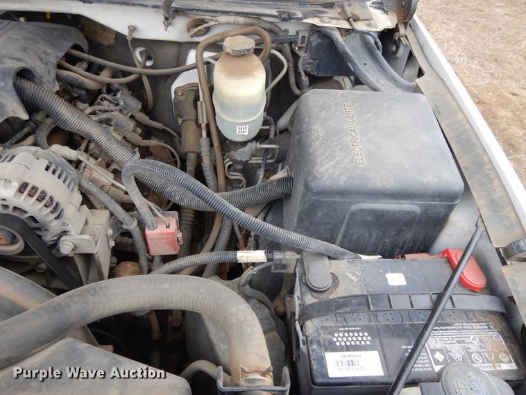 image for item DF5972 2001 Chevrolet Silverado 2500  Ext. Cab pickup truck