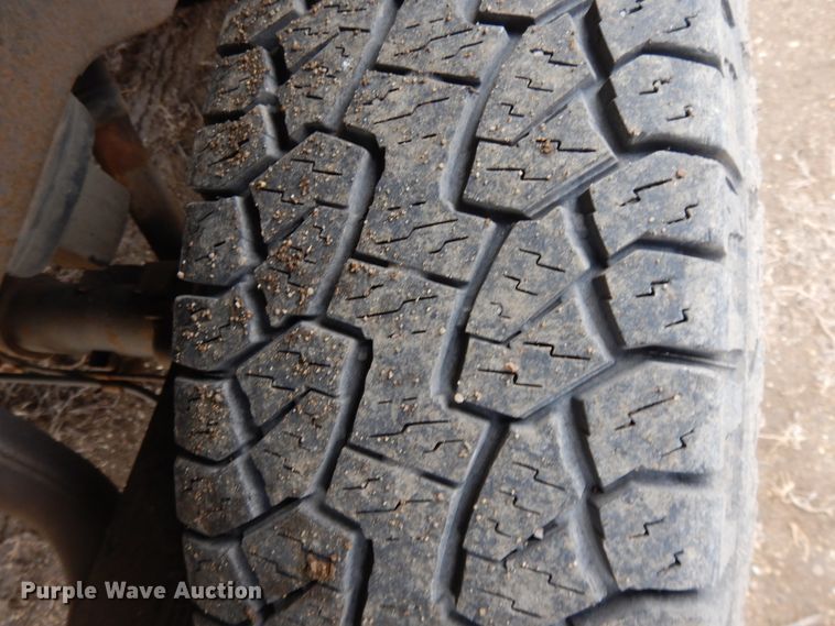 image for item DF5972 2001 Chevrolet Silverado 2500  Ext. Cab pickup truck