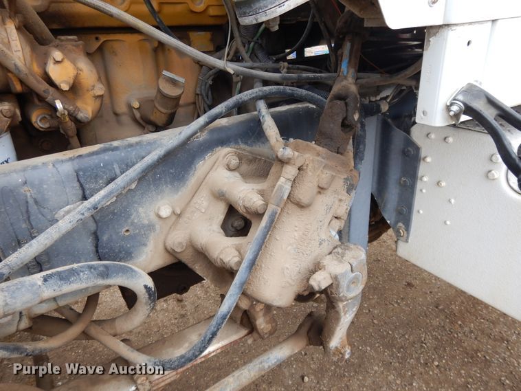 image for item DF5973 1988 Kenworth T800 tank truck