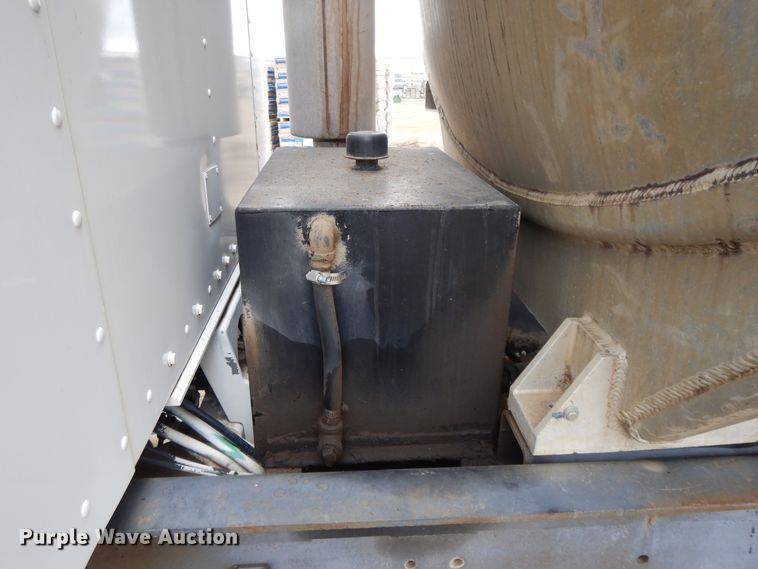 image for item DF5973 1988 Kenworth T800 tank truck