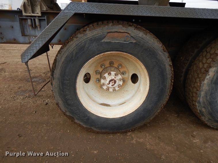 image for item DF5973 1988 Kenworth T800 tank truck