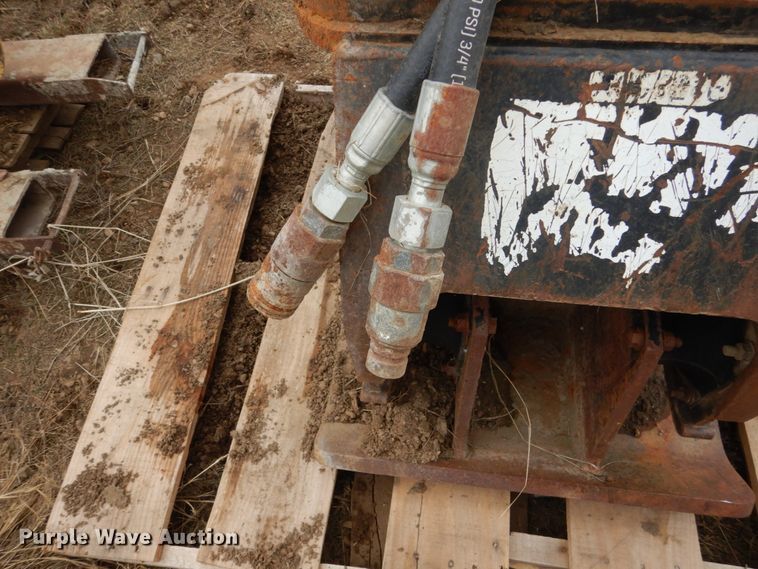 image for item DF5979 Plate compactor