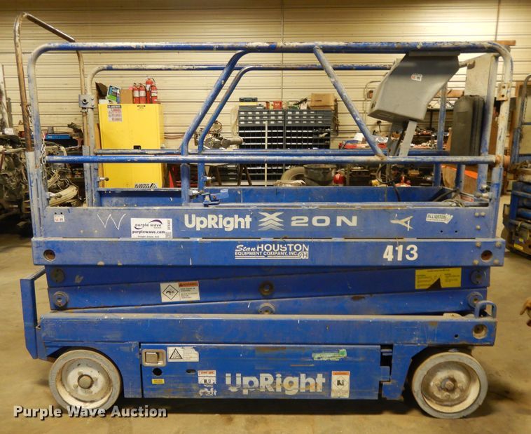 image for item DF5987 Up Right X20N scissor lift