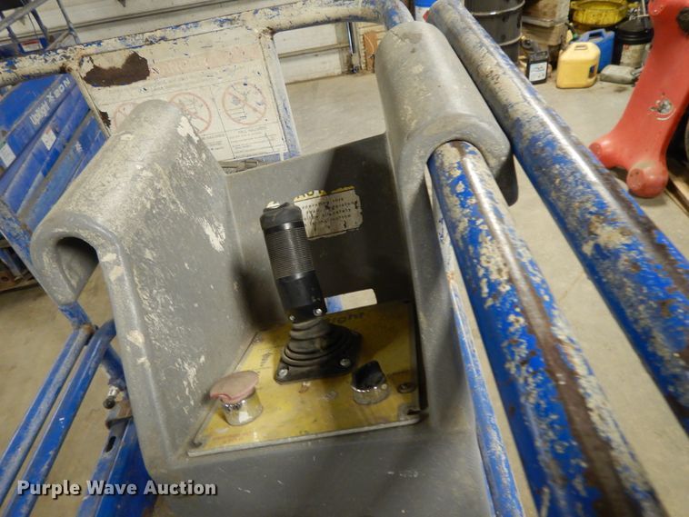 image for item DF5987 Up Right X20N scissor lift