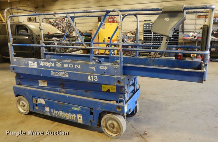 image for item DF5987 Up Right X20N scissor lift