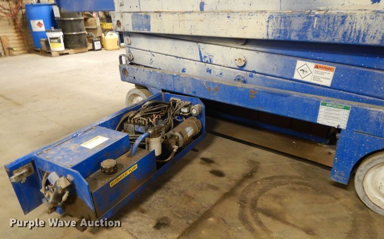 image for item DF5987 Up Right X20N scissor lift