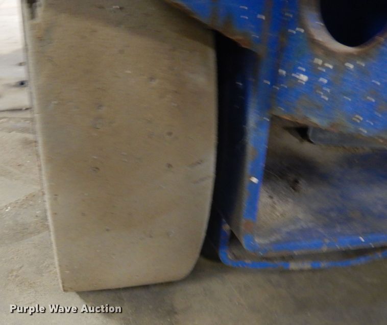 image for item DF5987 Up Right X20N scissor lift