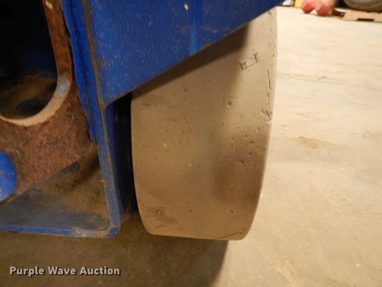 image for item DF5987 Up Right X20N scissor lift