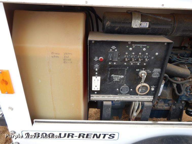 image for item DF5988 2011 Magnum MLT3060K light plant