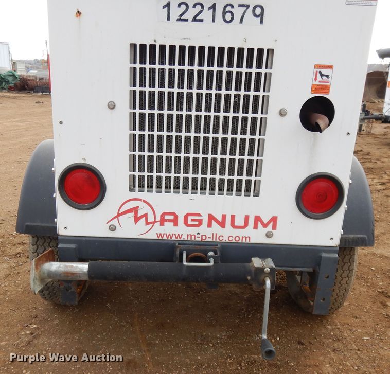 image for item DF5988 2011 Magnum MLT3060K light plant