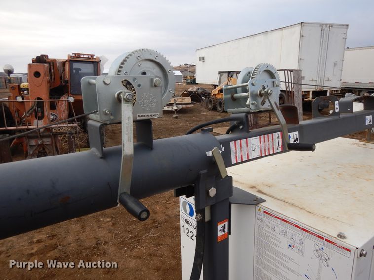 image for item DF5988 2011 Magnum MLT3060K light plant