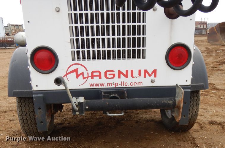 image for item DF5989 Magnum MLT3060M light plant