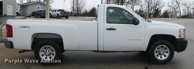 image for item DB10024 2013 Chevrolet Silverado 1500  pickup truck