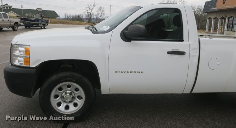 image for item DB10024 2013 Chevrolet Silverado 1500  pickup truck