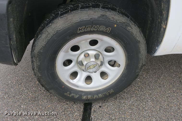 image for item DB10024 2013 Chevrolet Silverado 1500  pickup truck