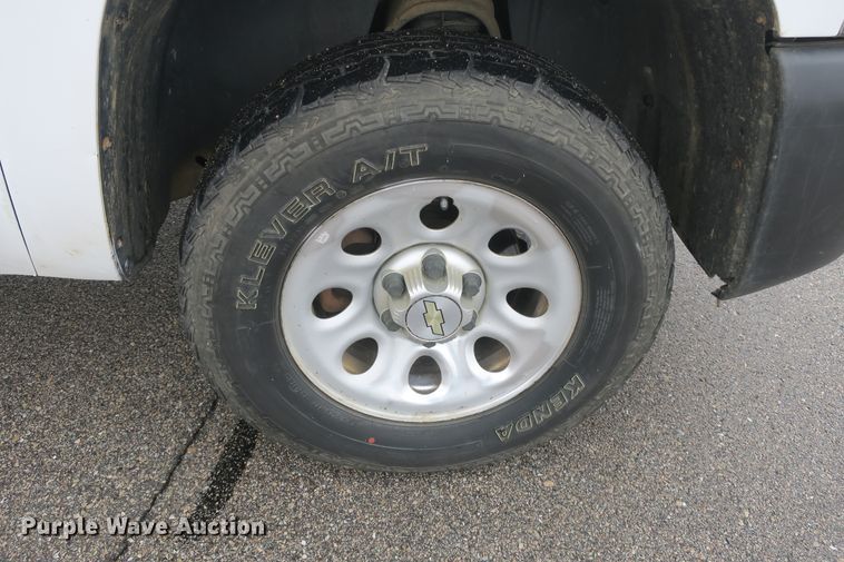 image for item DB10024 2013 Chevrolet Silverado 1500  pickup truck